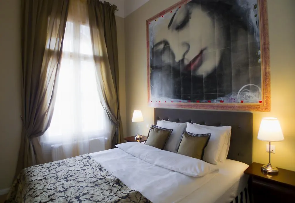 Golden Stars Budapest Apartments