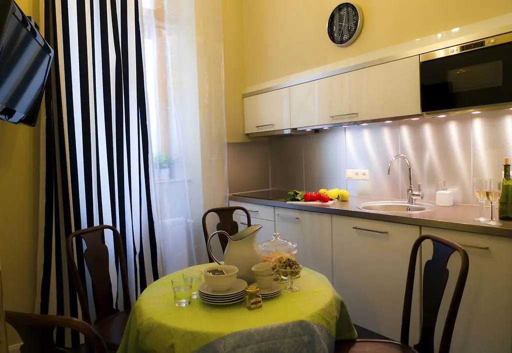 Golden Stars Budapest Apartments 0*,