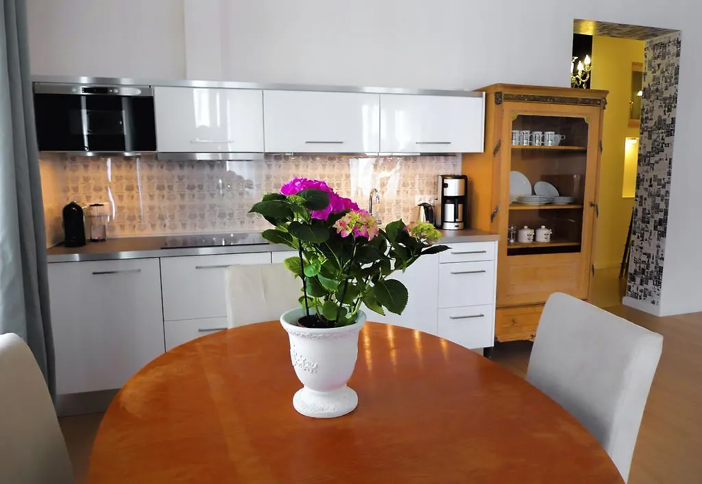 Golden Stars Budapest Apartments